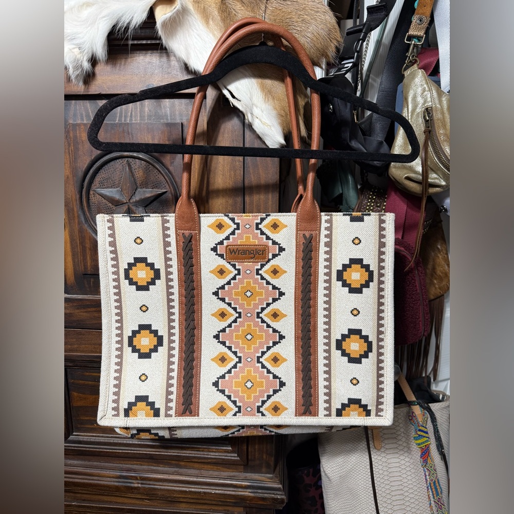 NWT Wrangler Brown and Cream tote